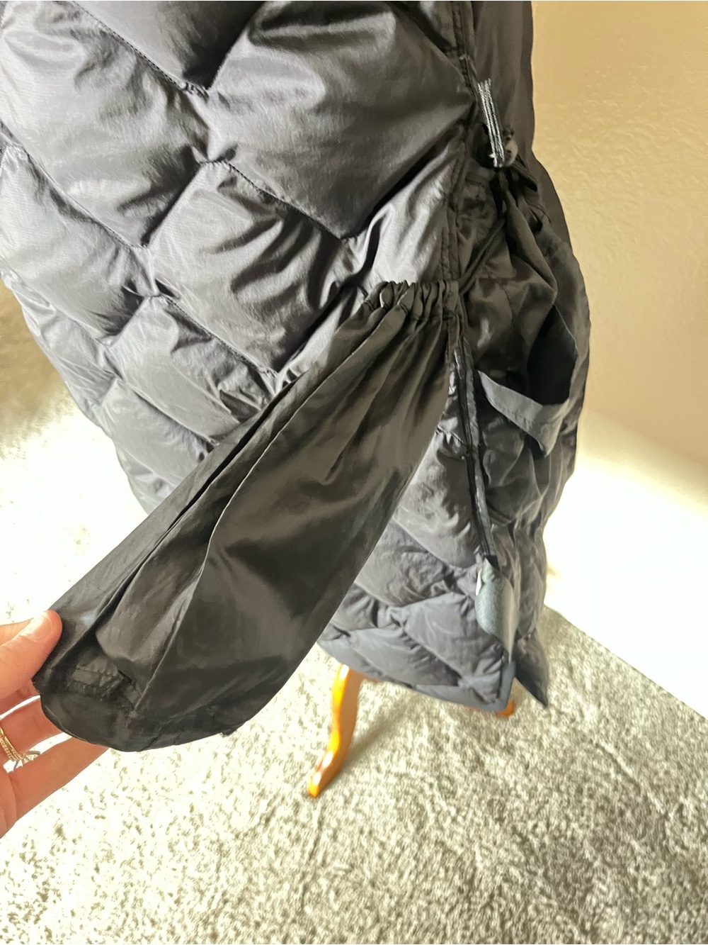 Uniqlo ultra Light down jacket Medium - Picture 8 of 9